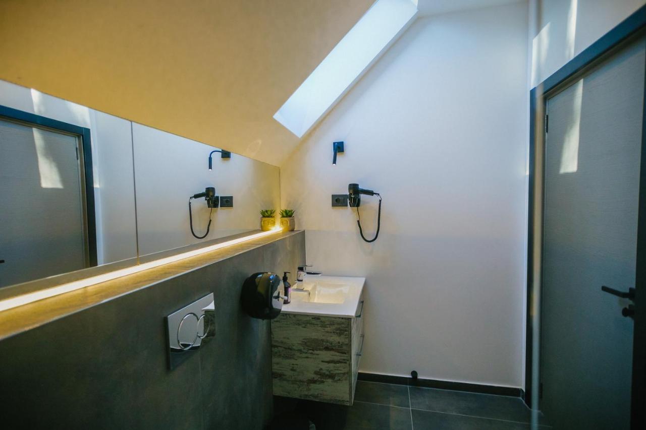 Adventure Lake Resort - Simared Baia Mare Bagian luar foto