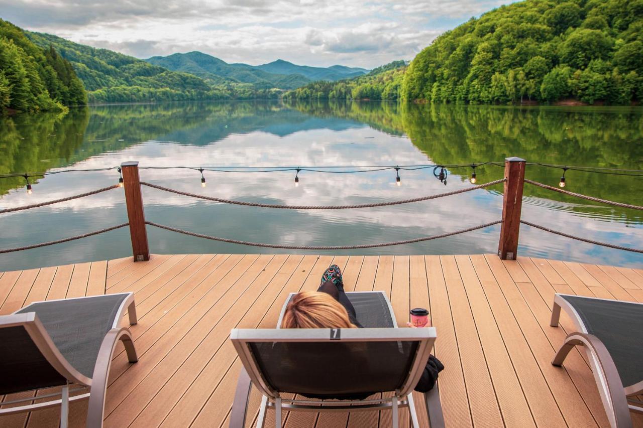 Adventure Lake Resort - Simared Baia Mare Bagian luar foto