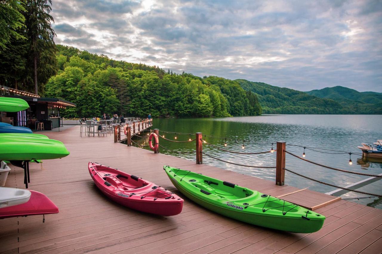 Adventure Lake Resort - Simared Baia Mare Bagian luar foto