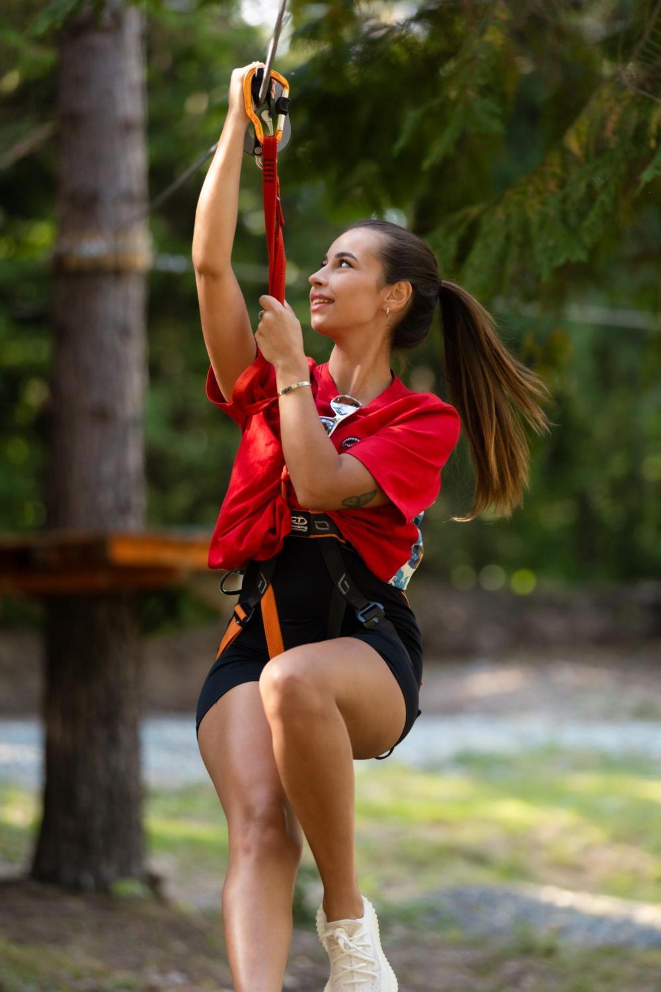 Adventure Lake Resort - Simared Baia Mare Bagian luar foto